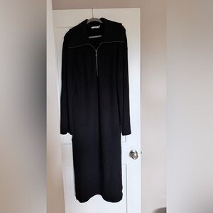 Elegant Black Zippered Dress